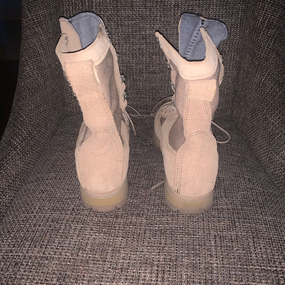 GORE-TEX BOOTS!!! - Picture 3 of 8